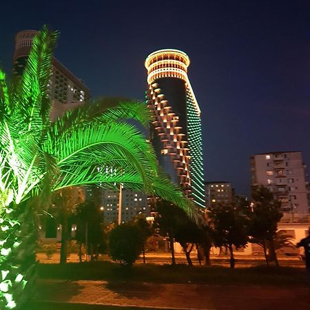 Lulu Apartment Batumi Exterior foto